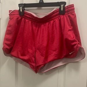 Pink junior medium shorts. Nike